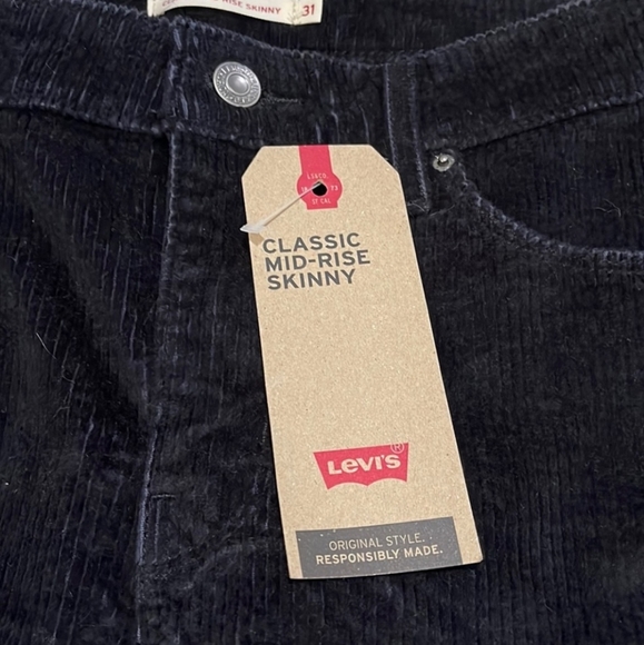 Levis Corduroy Black Classic Mid Rise Skinny Corduroy Jeans Pants size 30 and 31 - Picture 2 of 11